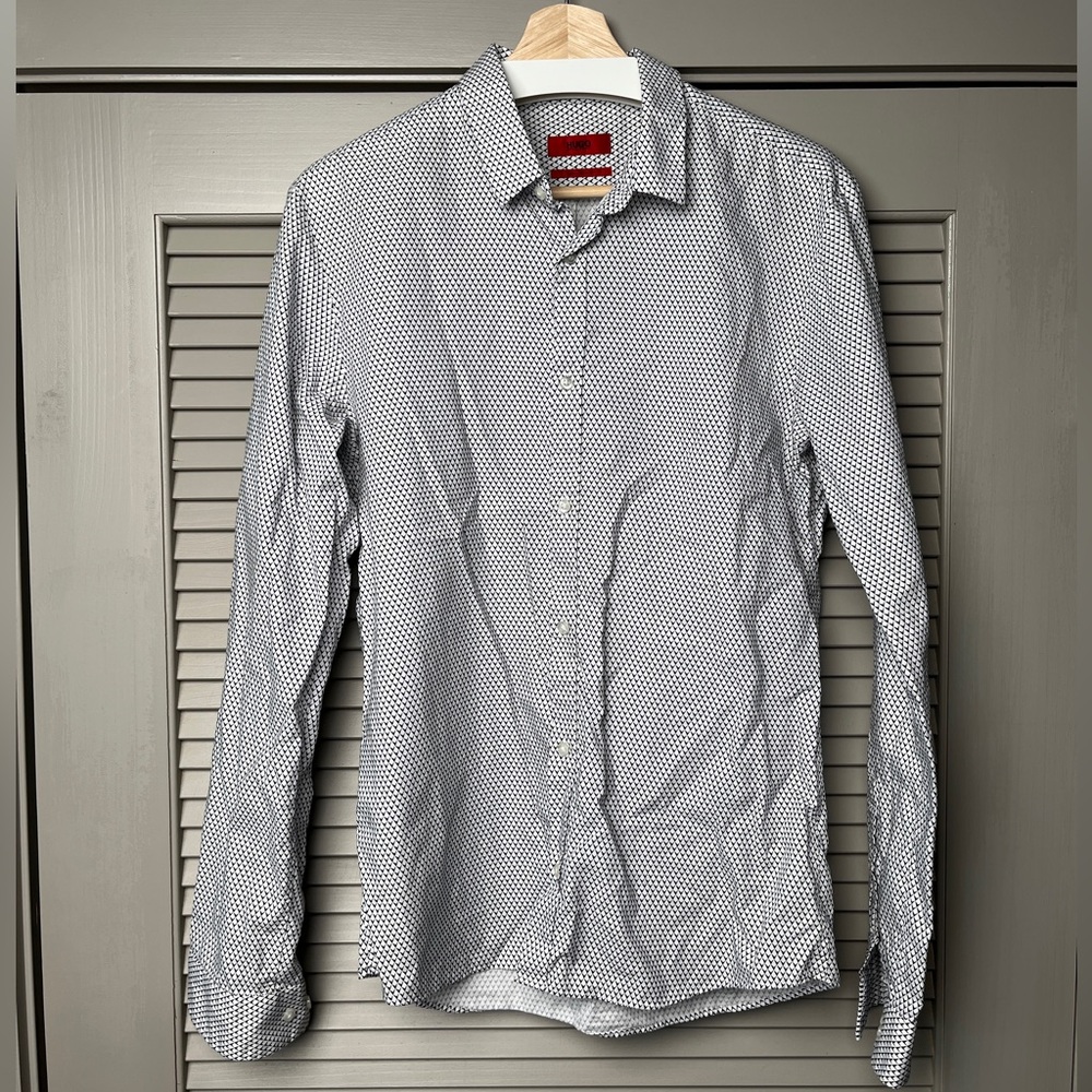 HUGO BOSS Men's Black and White Patterned Shirt MEDIUM